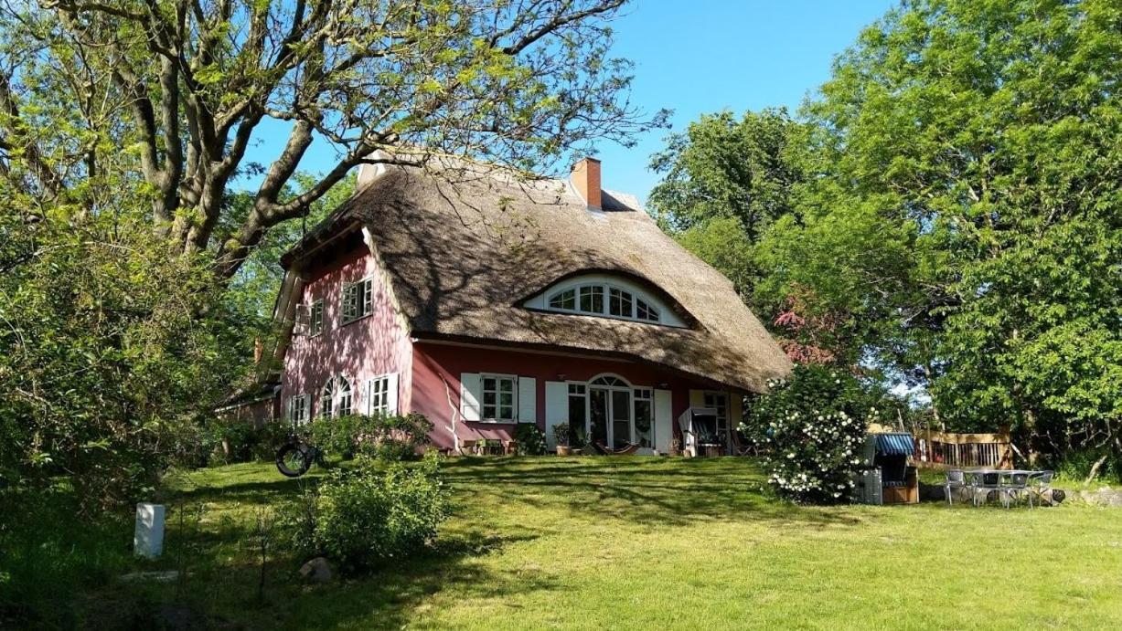 Altes Waschhaus Krakvitz Apartment Putbus Bagian luar foto