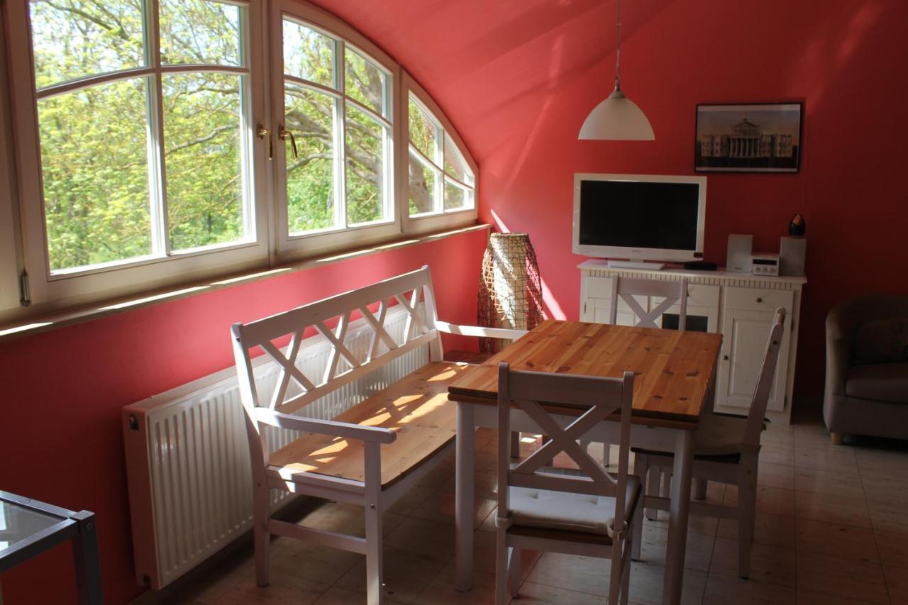Altes Waschhaus Krakvitz Apartment Putbus Bagian luar foto